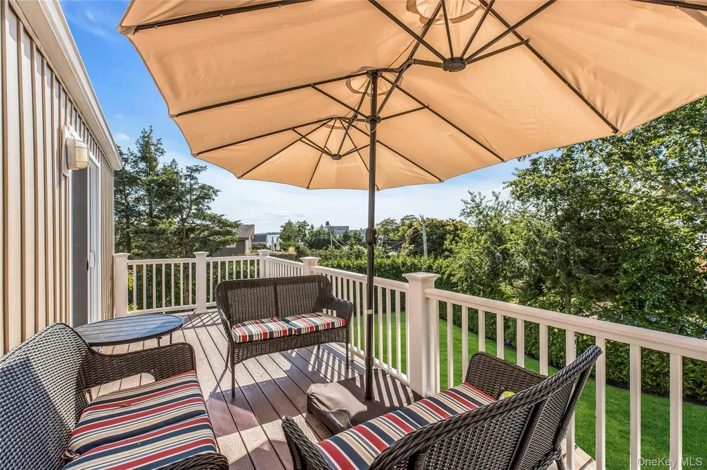 35 Grant Boulevard Hampton Bays NY 11946