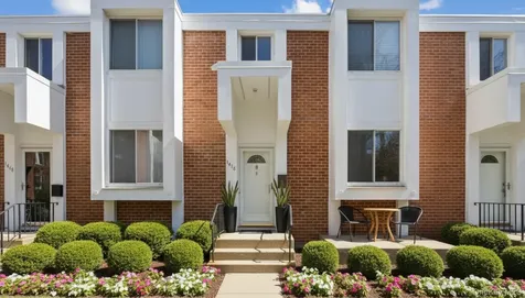 1418 Fox Glen Drive Hartsdale NY 10530