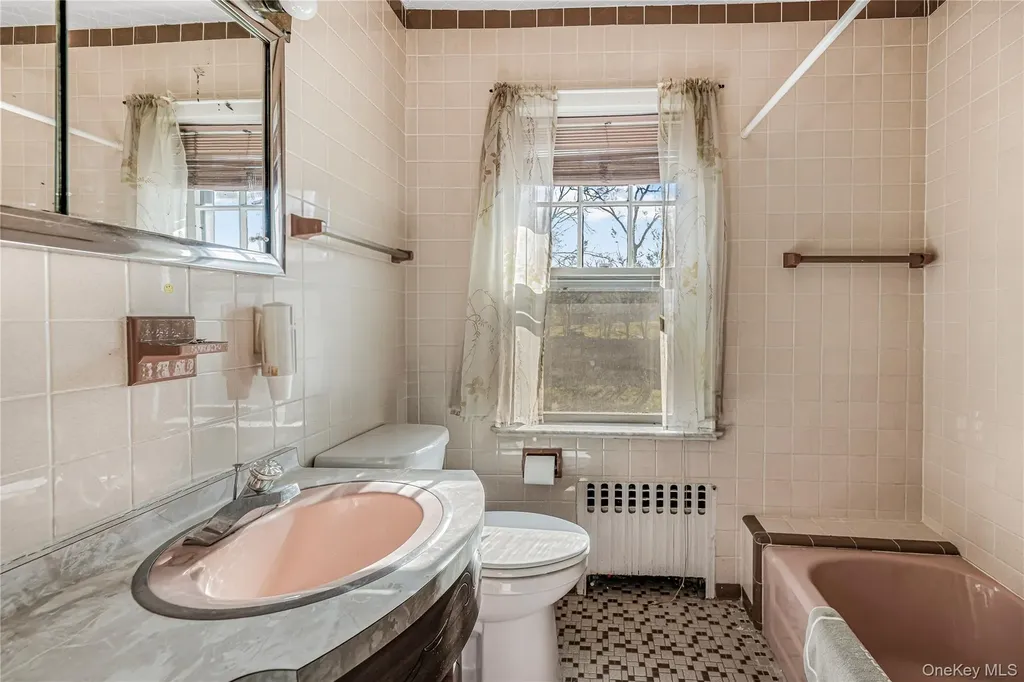 150 Rumsey Road Yonkers NY 10705