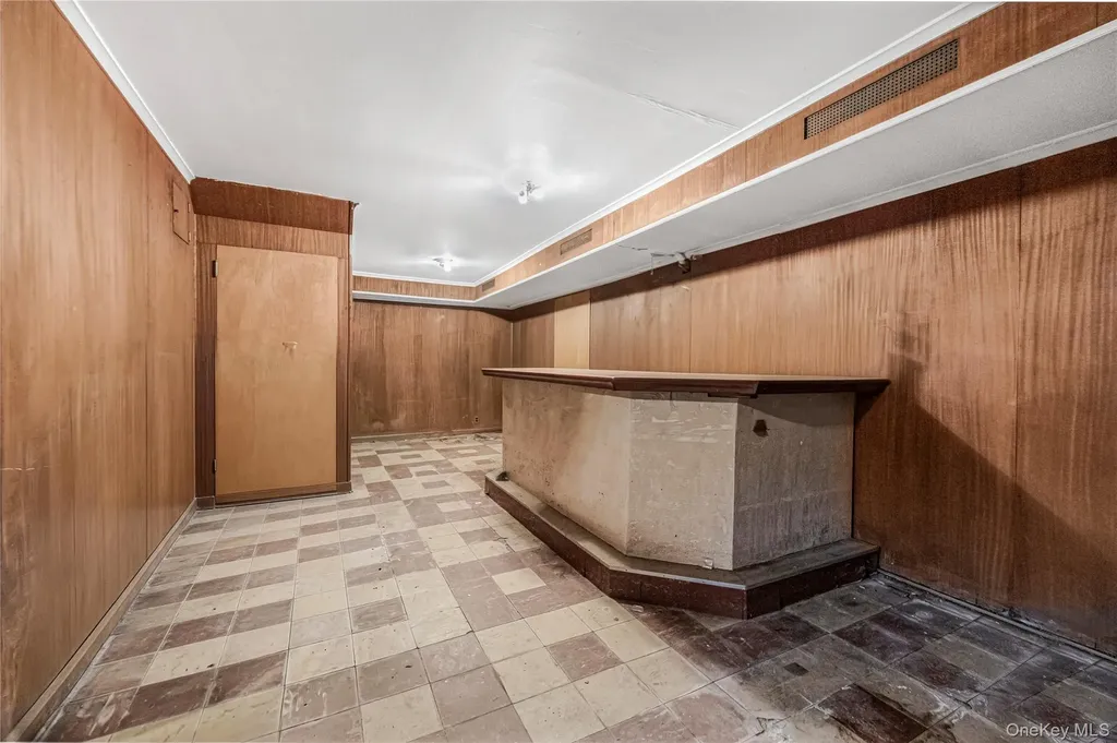 150 Rumsey Road Yonkers NY 10705