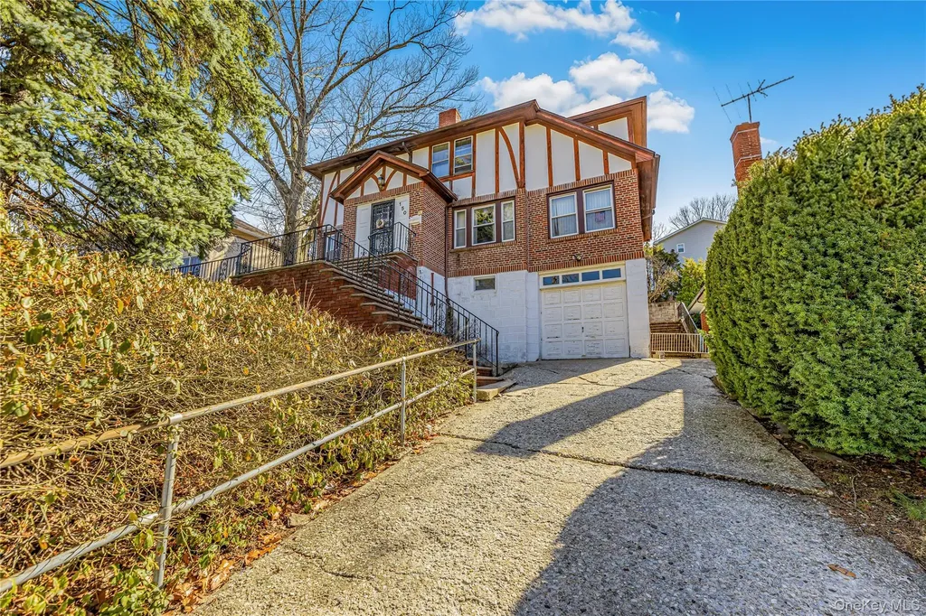 150 Rumsey Road Yonkers NY 10705