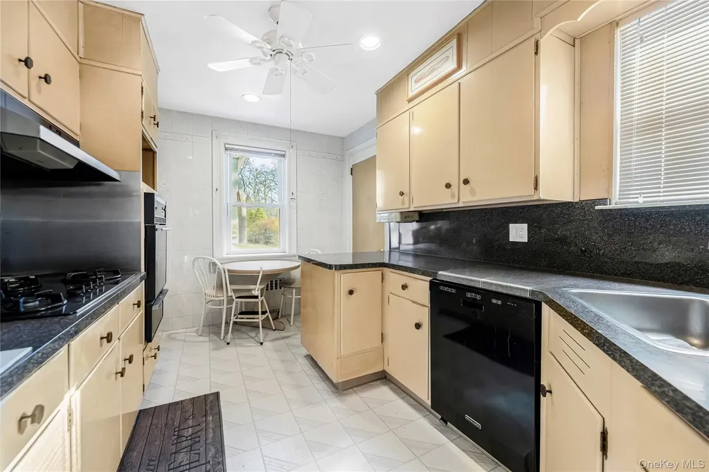 150 Rumsey Road Yonkers NY 10705