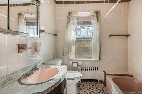 150 Rumsey Road Yonkers NY 10705