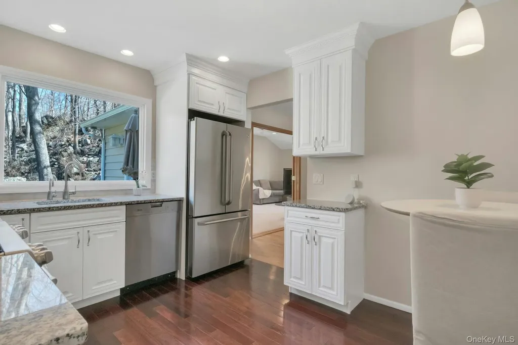 61 Schrade Road Briarcliff Manor NY 10510