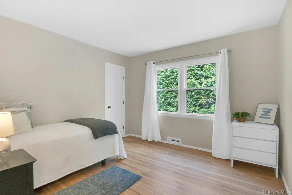 61 Schrade Road Briarcliff Manor NY 10510