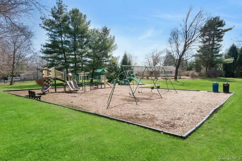 61 Schrade Road Briarcliff Manor NY 10510
