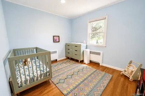 8 Seneca Avenue White Plains NY 10603