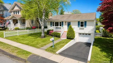 8 Seneca Avenue White Plains NY 10603