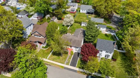 8 Seneca Avenue White Plains NY 10603