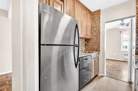 360 Westchester Avenue Port Chester NY 10573