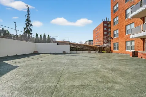 360 Westchester Avenue Port Chester NY 10573