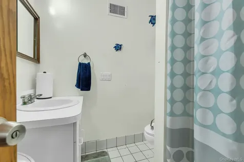 4 Christine Lane Manorville NY 11949