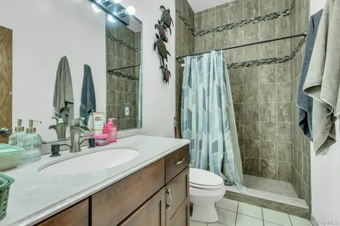 4 Christine Lane Manorville NY 11949