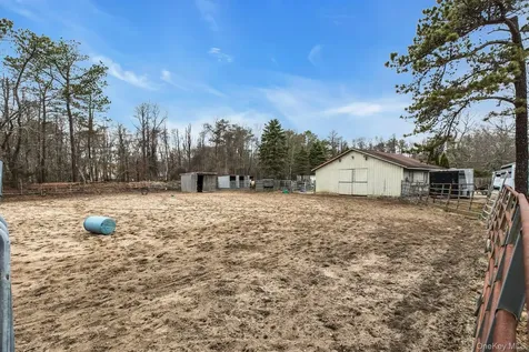 4 Christine Lane Manorville NY 11949