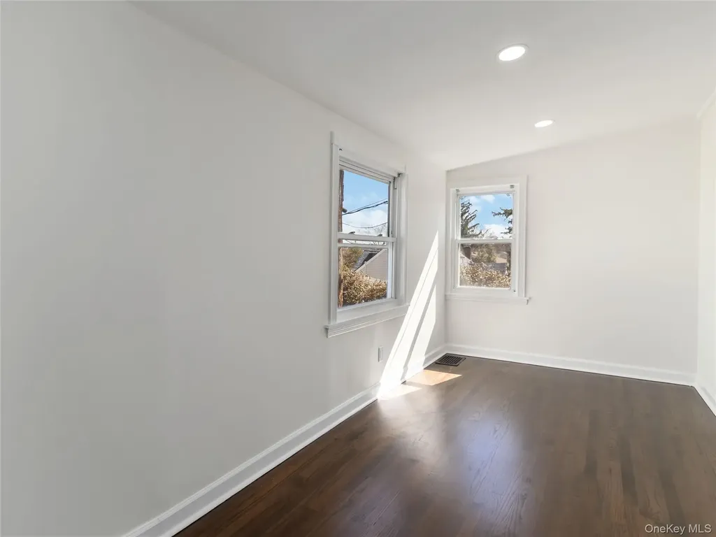 37 New Avenue Yonkers NY 10704