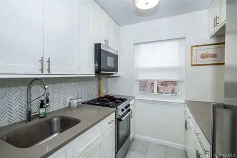 450 Pelham Road New Rochelle NY 10805