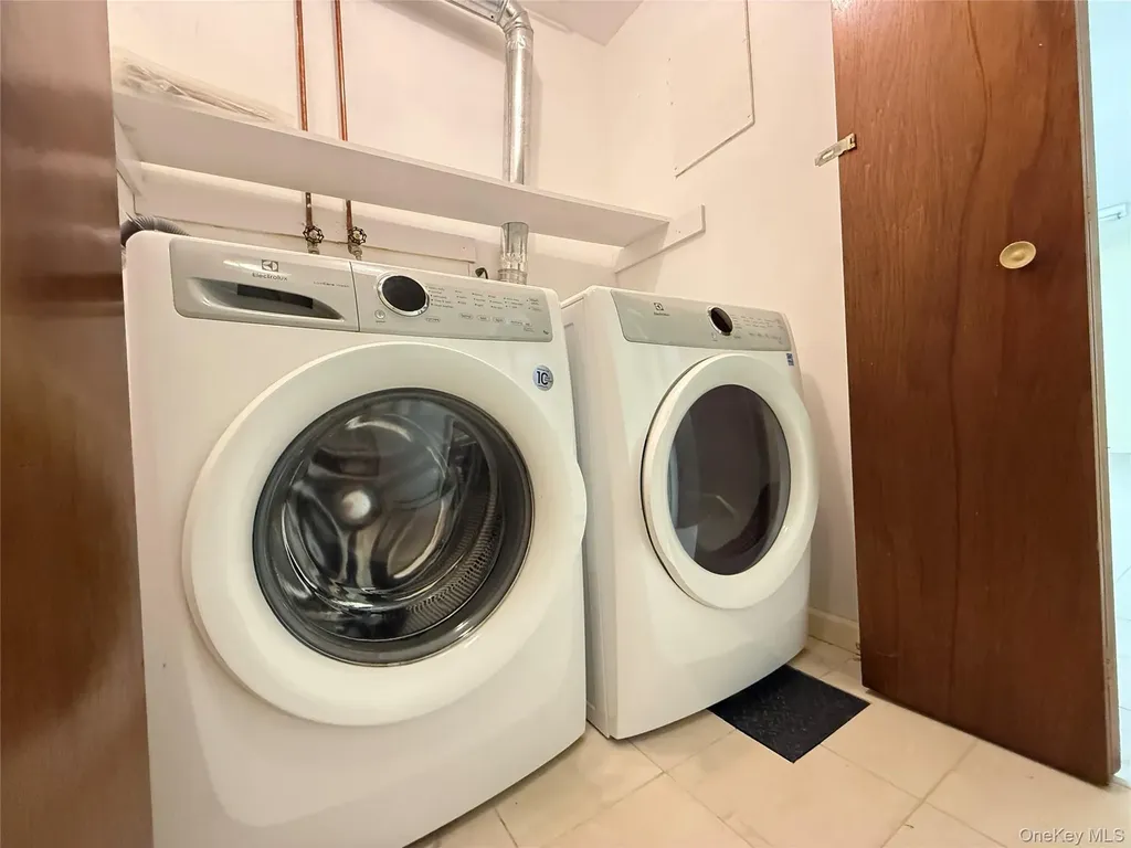 149-14 21 Avenue Whitestone NY 11357