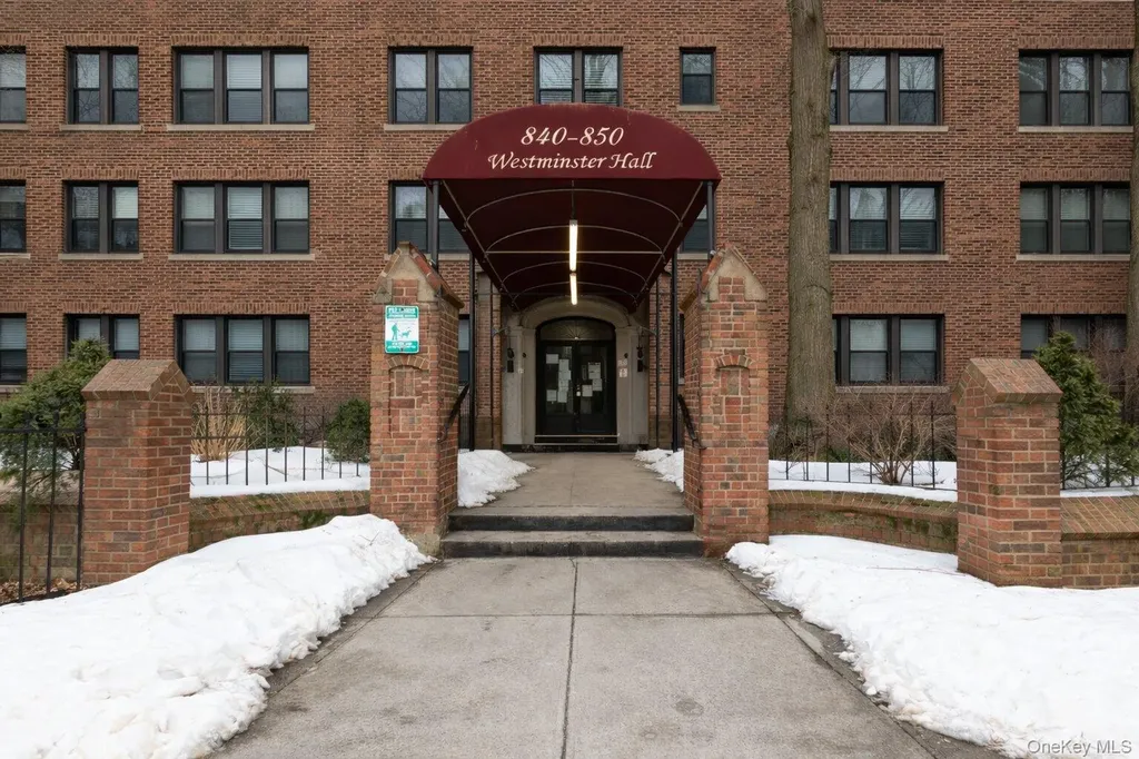 850 Saint Marks Avenue Brooklyn NY 11213