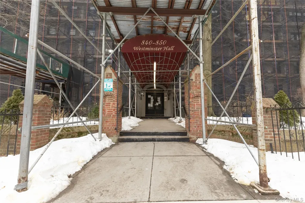 850 Saint Marks Avenue Brooklyn NY 11213