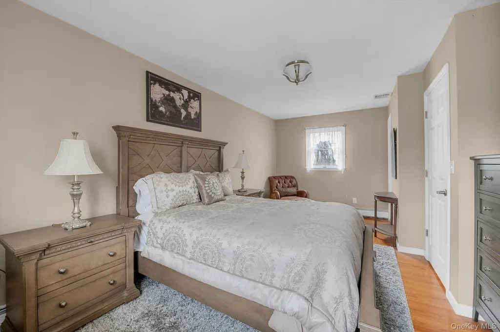 1393 Lombardy Boulevard Bay Shore NY 11706