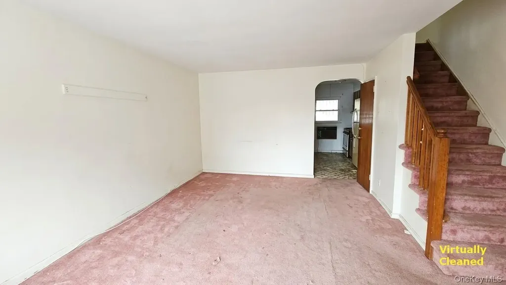 1062 E 229th Street Bronx NY 10466