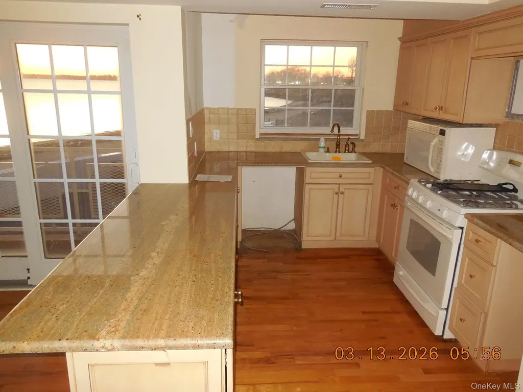 1 Patricia Lane Bronx NY 10465