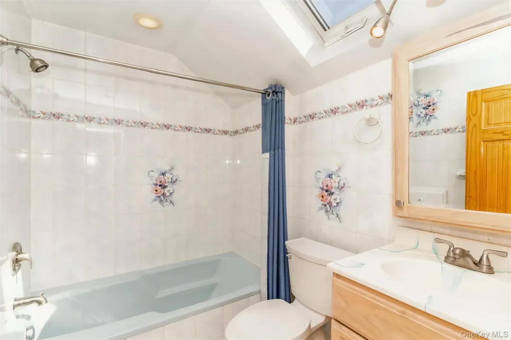49 Winter Street Lynbrook NY 11563