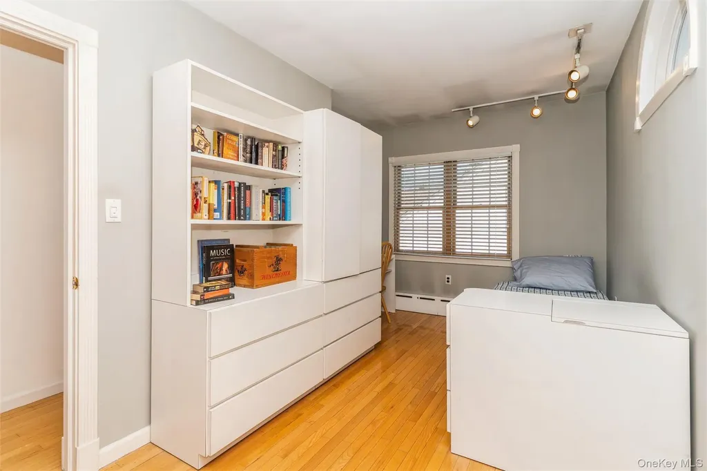 49 Winter Street Lynbrook NY 11563