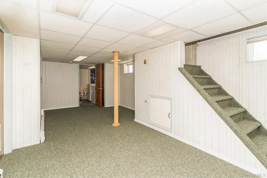 49 Winter Street Lynbrook NY 11563