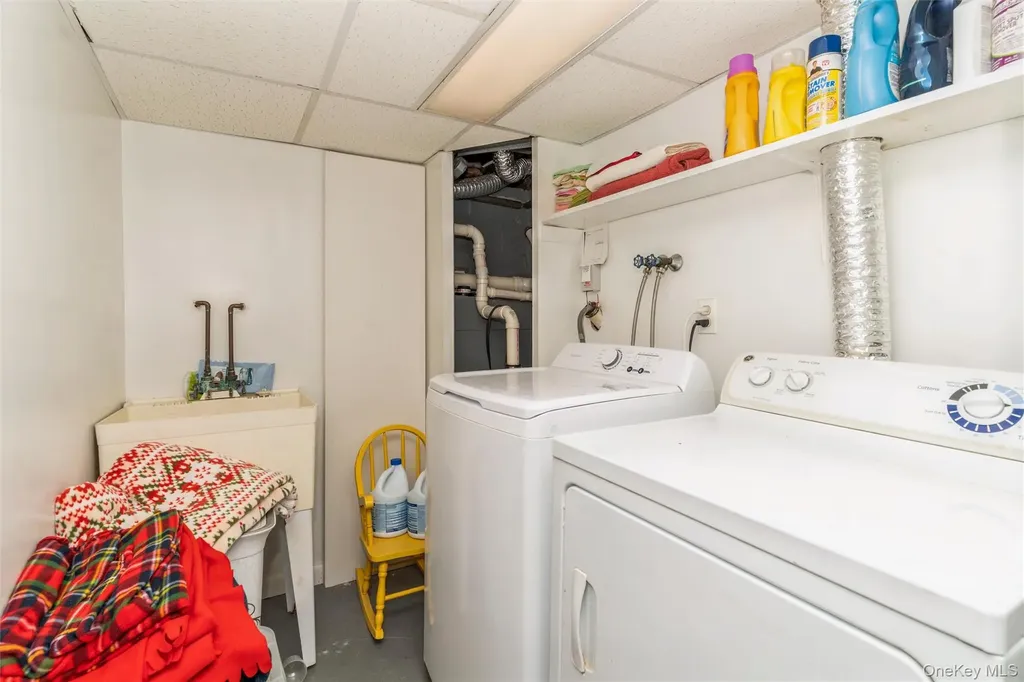 49 Winter Street Lynbrook NY 11563
