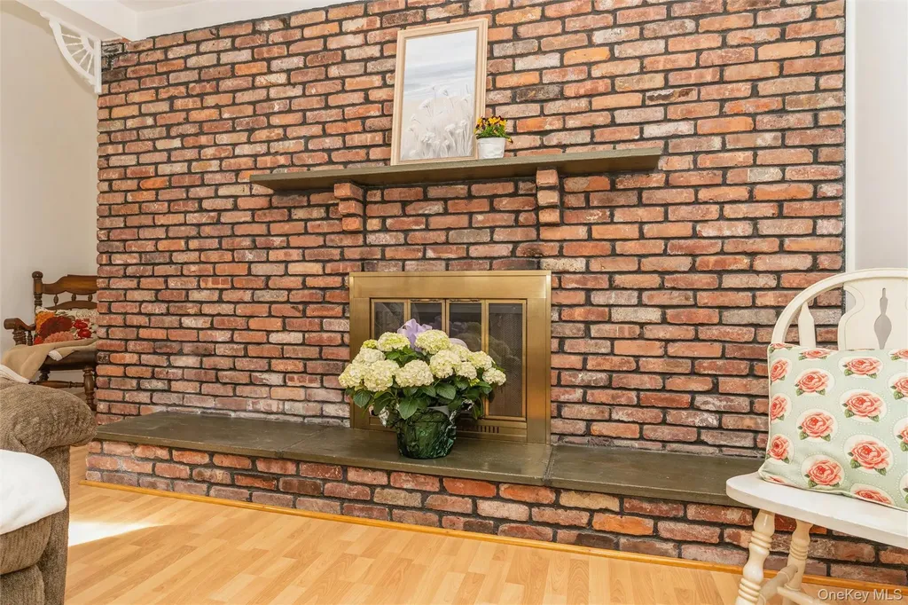 49 Winter Street Lynbrook NY 11563