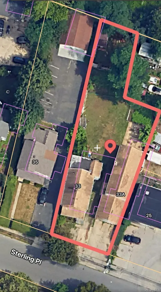 33 Sterling Place Amityville NY 11701