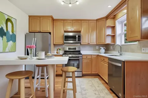 1020 Grant Avenue Pelham NY 10803