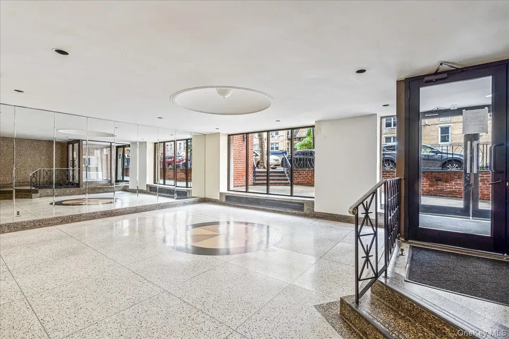14215 Franklin Avenue Flushing NY 11355