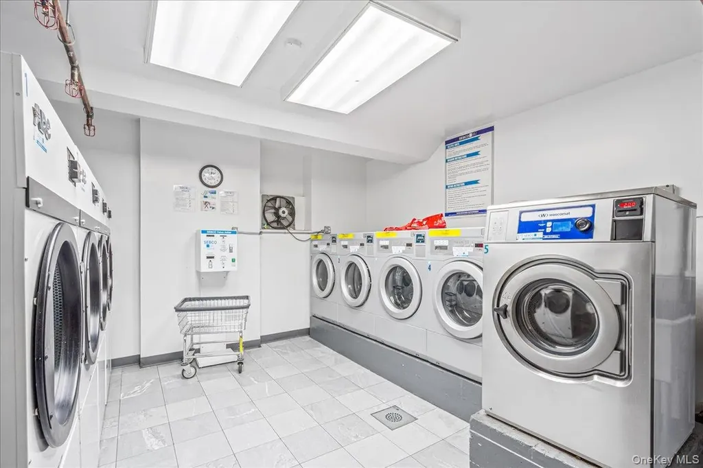 14215 Franklin Avenue Flushing NY 11355