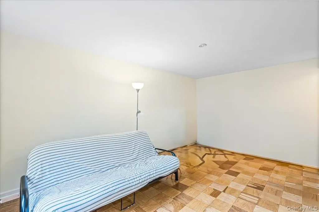 14215 Franklin Avenue Flushing NY 11355