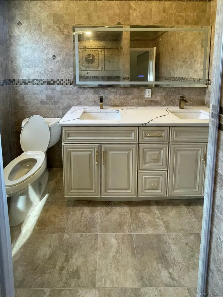 267 Seidman Place Franklin Square NY 11010