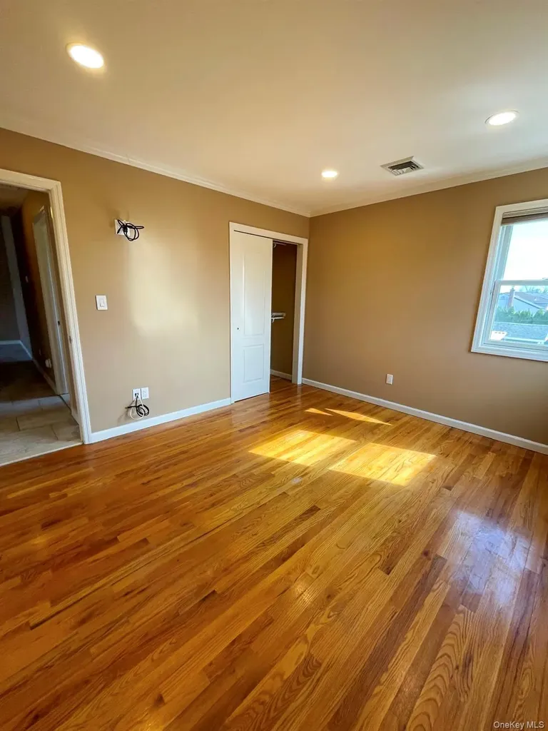 267 Seidman Place Franklin Square NY 11010