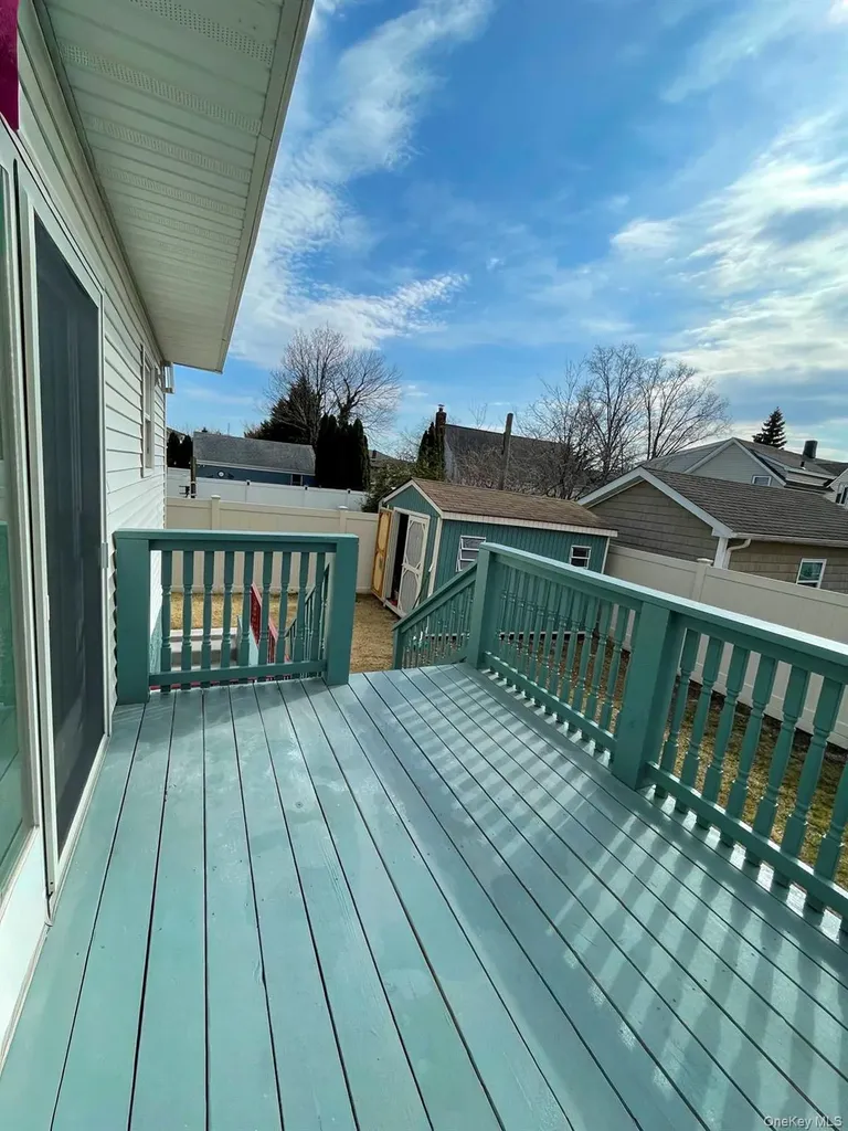 267 Seidman Place Franklin Square NY 11010