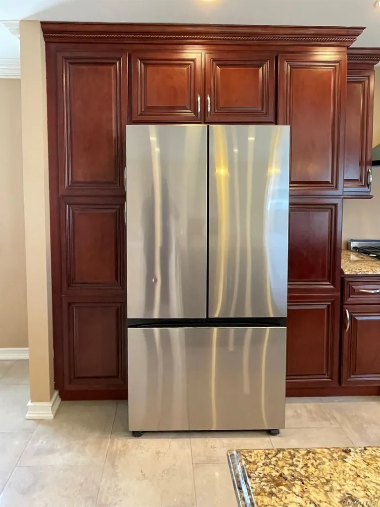 267 Seidman Place Franklin Square NY 11010