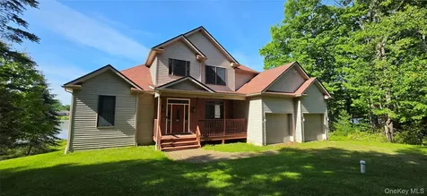 9 Surrey Street Rock Hill NY 12775