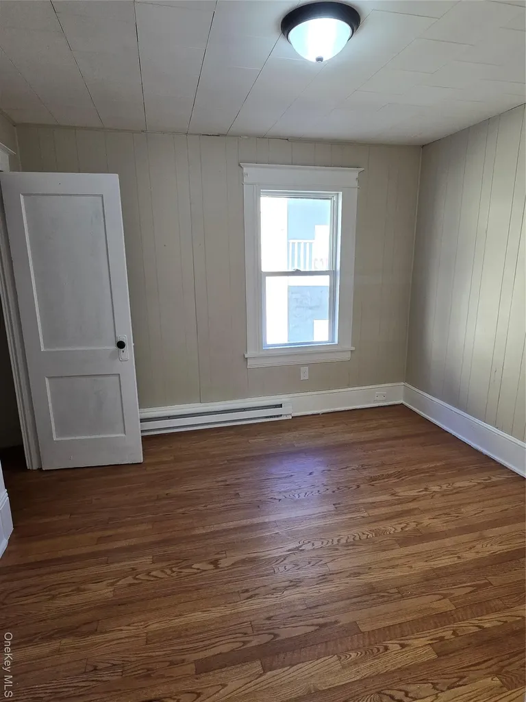25 Roosevelt Avenue Poughkeepsie NY 12601