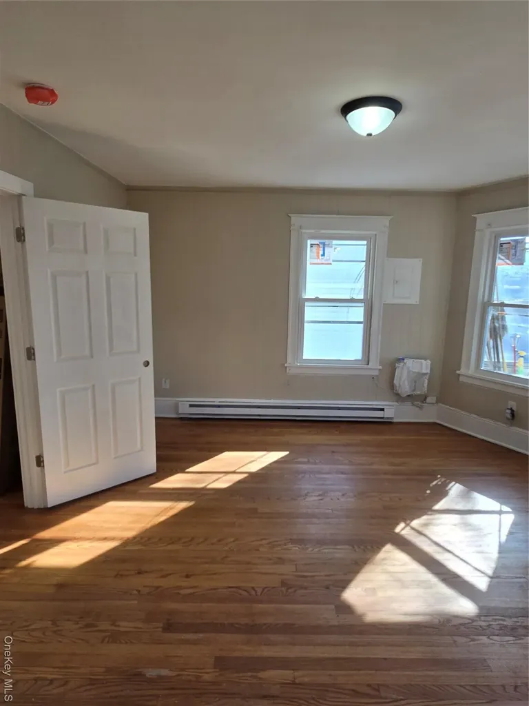 25 Roosevelt Avenue Poughkeepsie NY 12601
