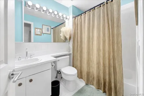 37 Harbor Lane New Rochelle NY 10805