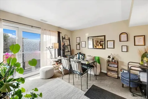 37 Harbor Lane New Rochelle NY 10805