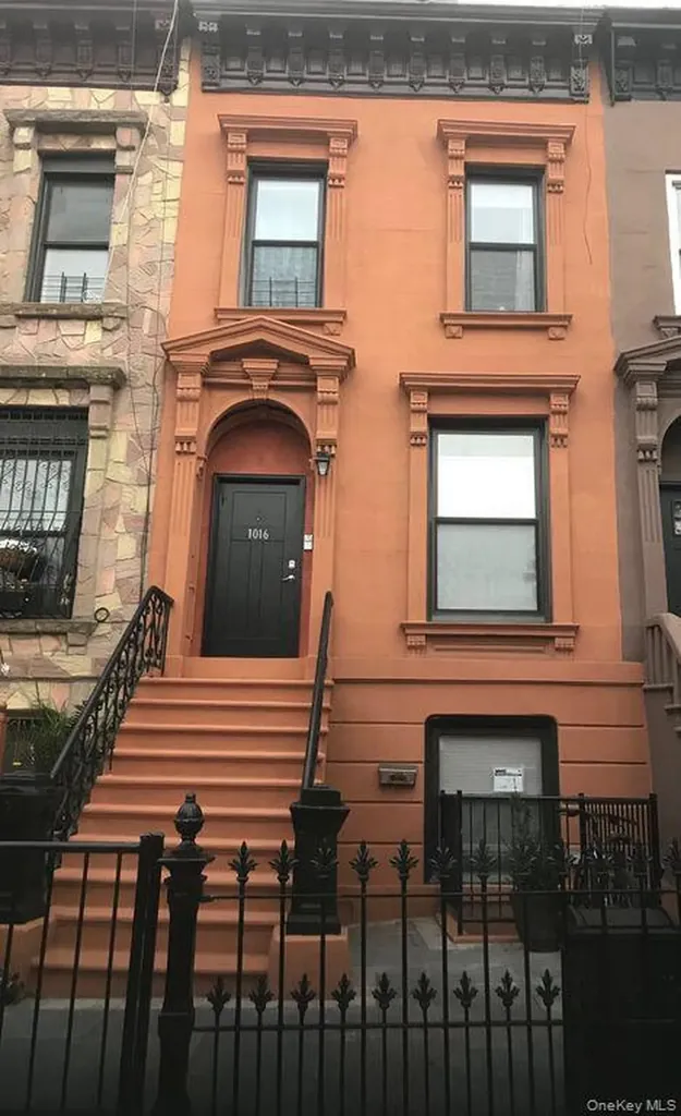 1016 Greene Avenue Brooklyn NY 11221