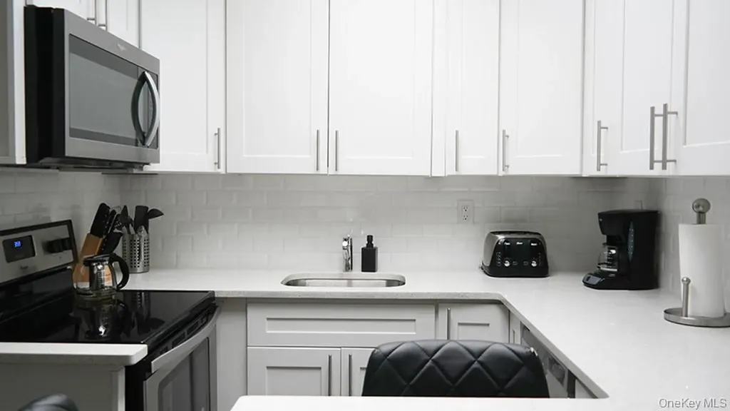 1016 Greene Avenue Brooklyn NY 11221
