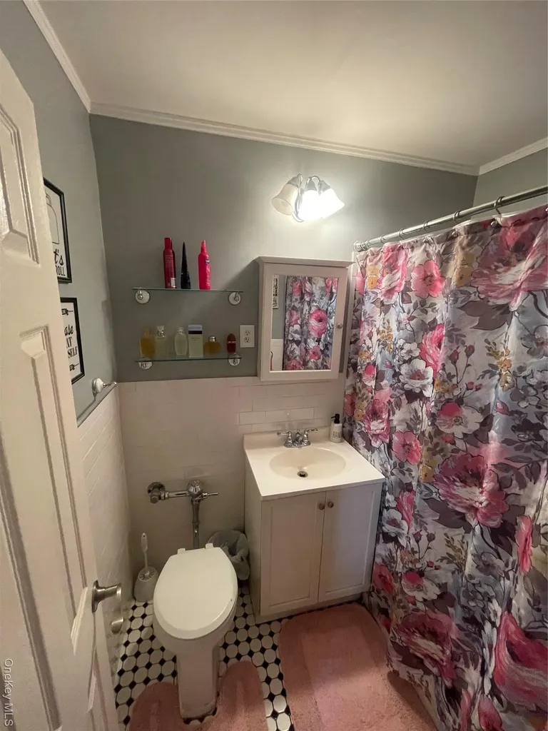83-77 Woodhaven Boulevard Woodhaven NY 11421