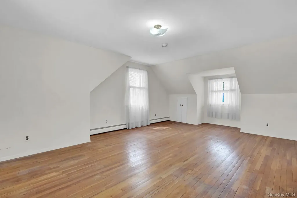 2 Jackson Avenue Massapequa Park NY 11762