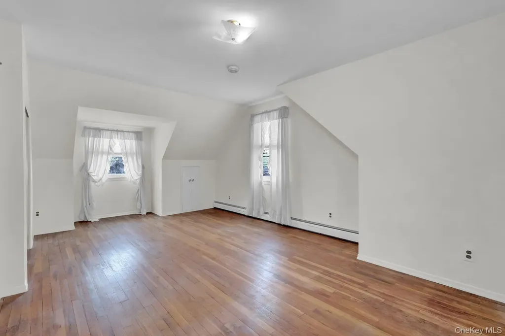 2 Jackson Avenue Massapequa Park NY 11762